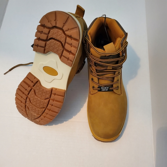 Sold  Rocawear Faux Leather Boots  Size 9.5 - Picture 3 of 11